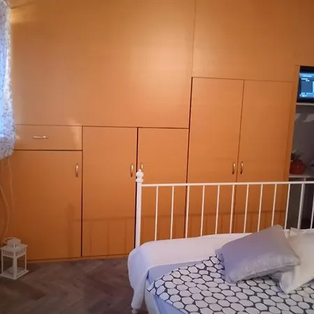 Vinko - 24h Check In With Keys In Box * Šibenik